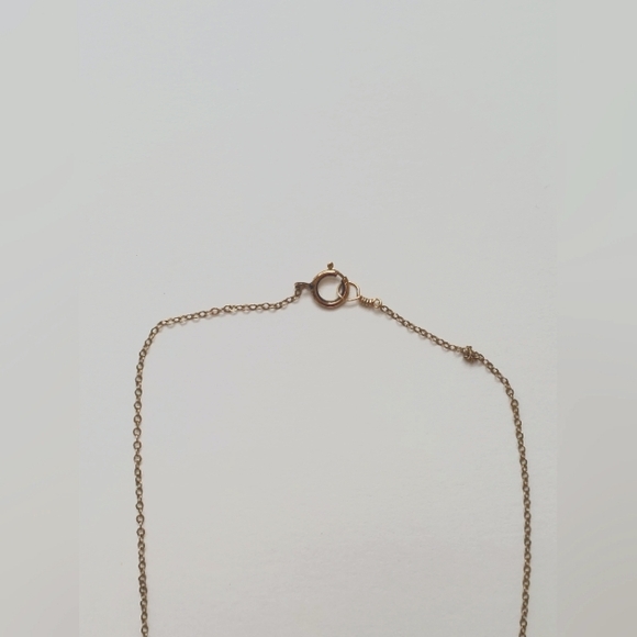 One-of-a-kind 14k gold dainty heart necklace - Picture 2 of 7